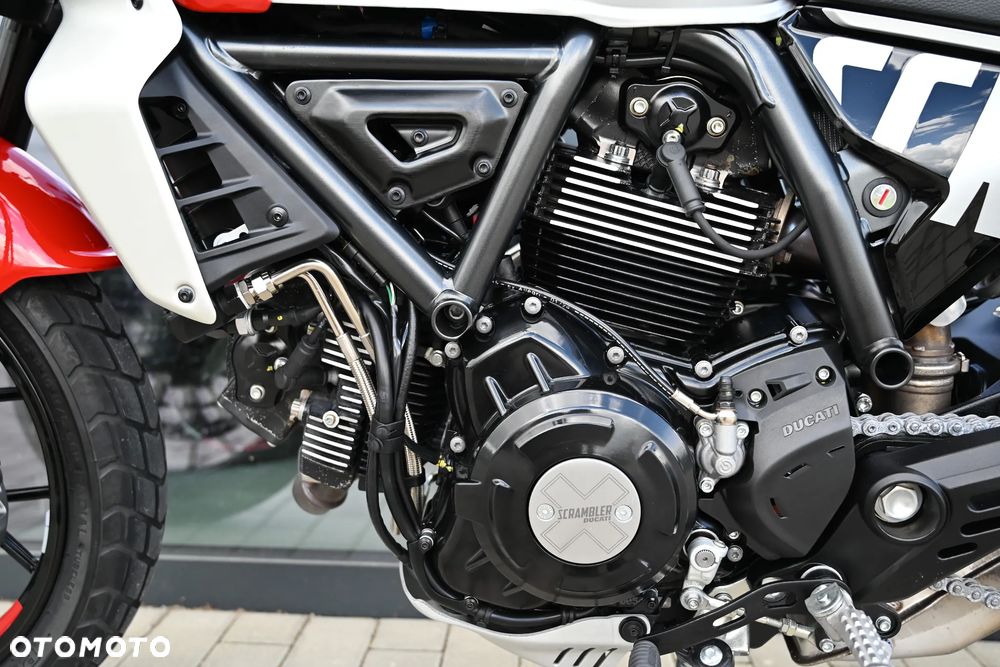 Ducati Scrambler - 10