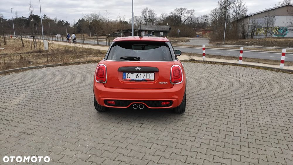 MINI Cooper S Standard - 8