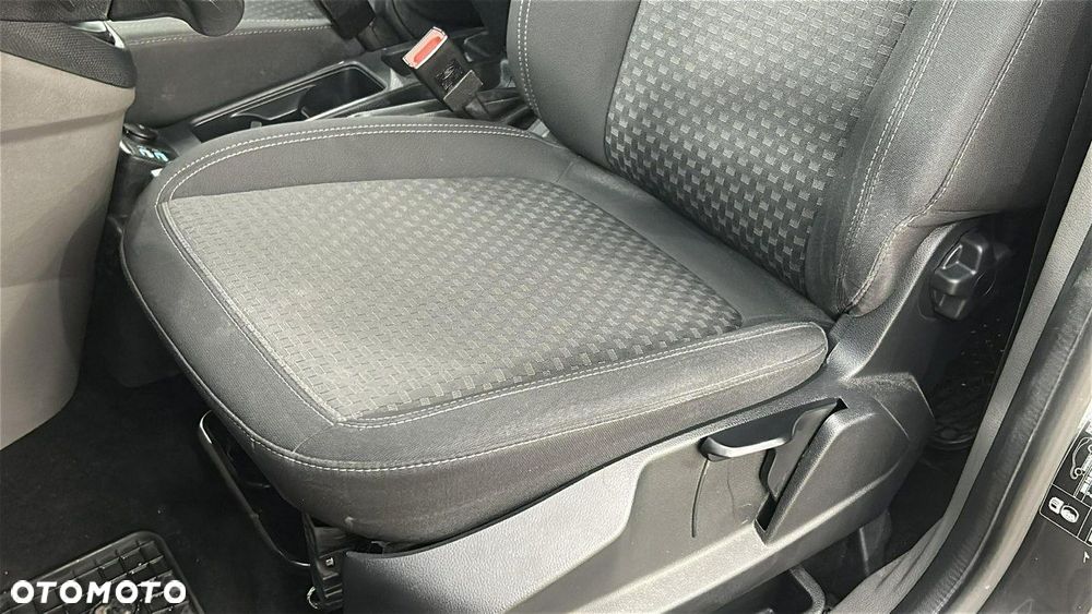 Ford Tourneo Connect Grand - 17