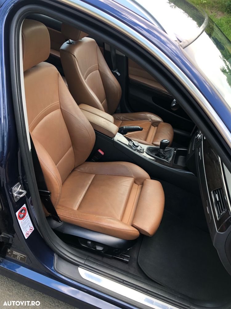 BMW Seria 3 320d DPF Edition Sport - 5