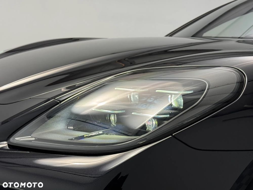 Porsche Panamera Turbo E-Hybrid PHEV - 29