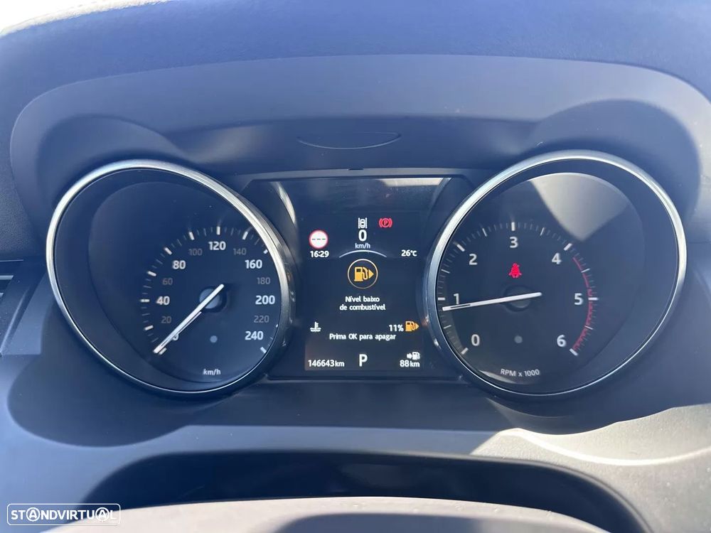 Land Rover Range Rover Evoque 2.0 D150 AWD R-Dynamic Auto - 40