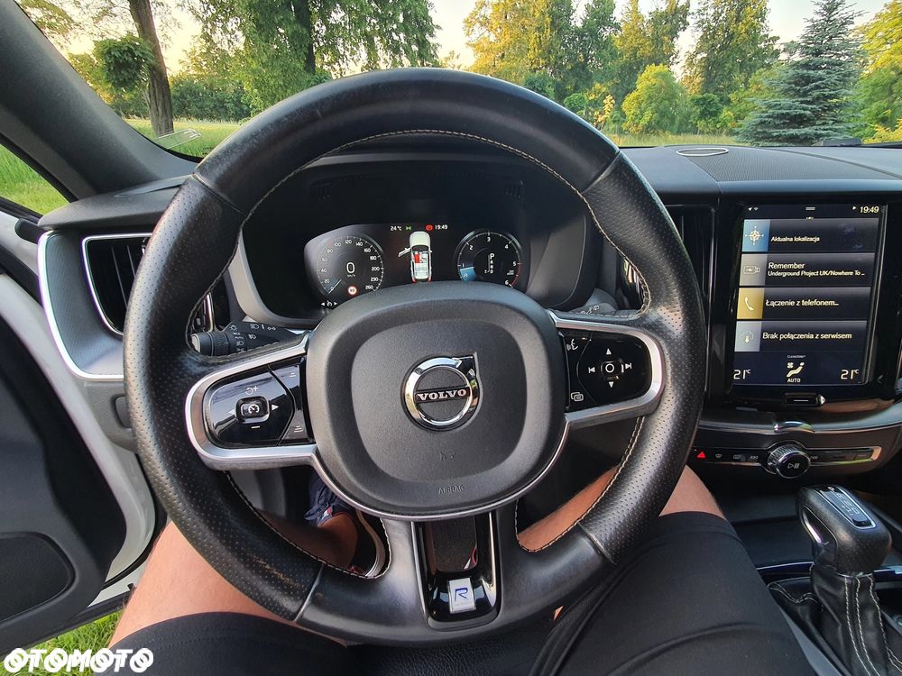 Volvo XC 60 D4 SCR AWD R-Design - 11
