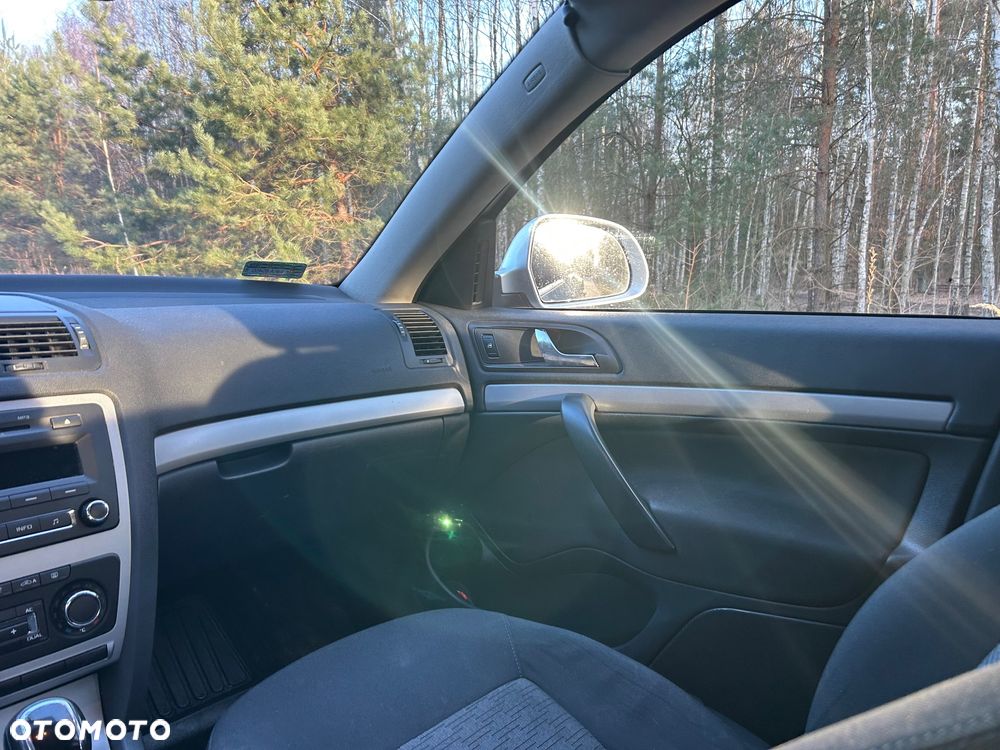Skoda Octavia - 8