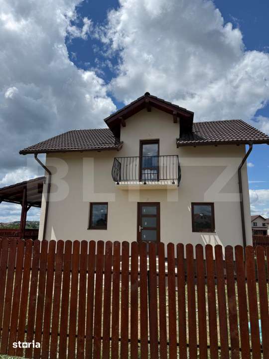 Casa P+M, 120 mp, teren de 400 mp, zona Reghin - Imagine principală: 5/10