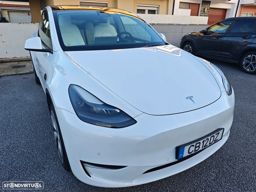 Tesla Model Y Long Range Dual Motor AWD - 5