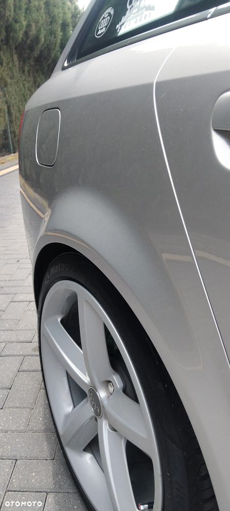Audi A4 Avant - 16