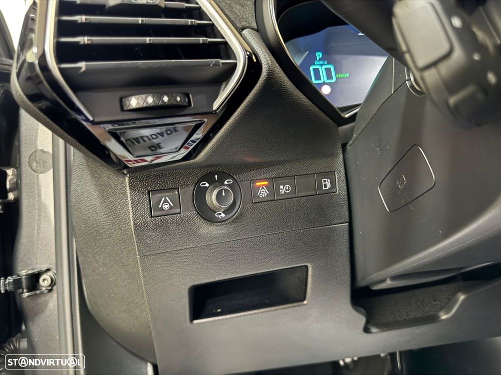 DS DS7 Crossback E-Tense Performance Line EAT8 - 16