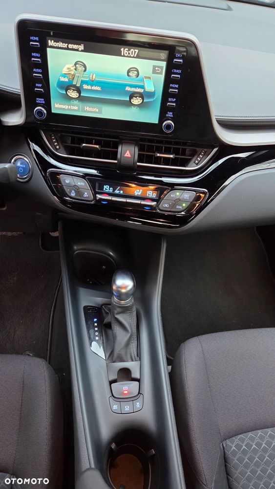 Toyota C-HR 1.8 Hybrid Comfort - 13