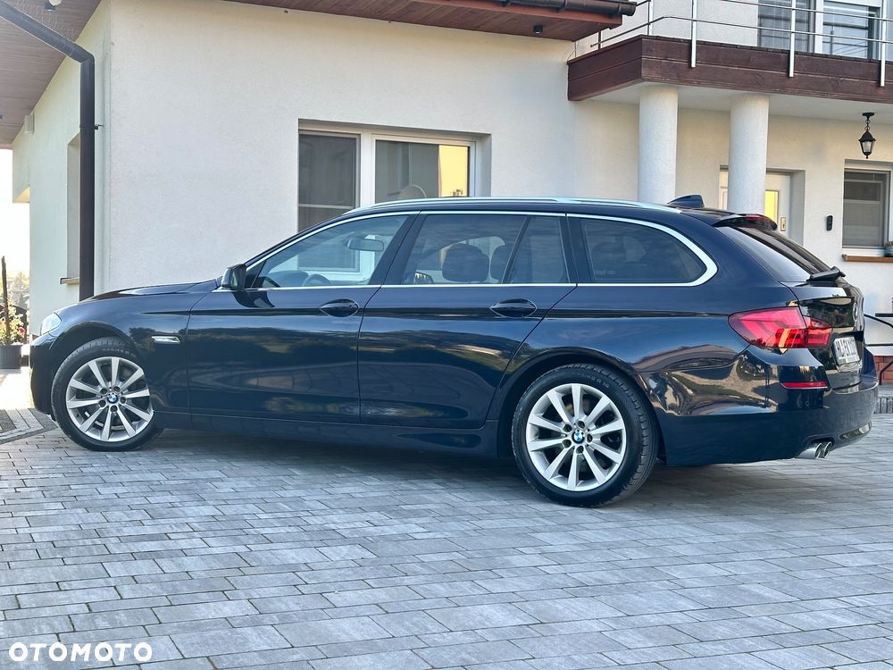 BMW Seria 5 530d xDrive Touring Sport-Aut Modern Line - 14