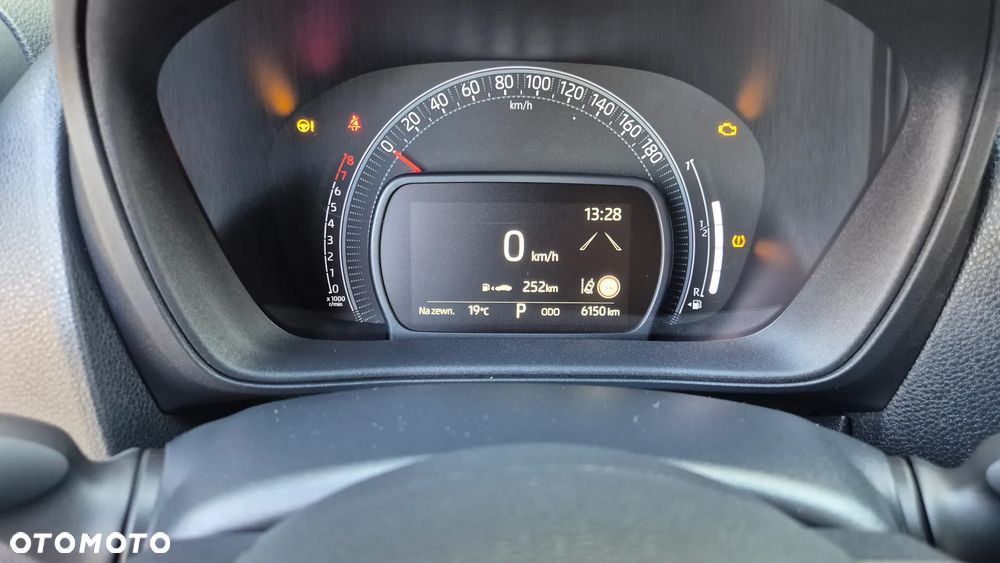Toyota Aygo X S-CVT Air Prestige - 22