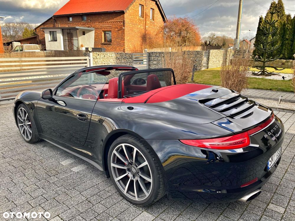 Porsche 911 Carrera 4 PDK - 4