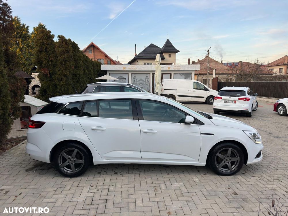 Renault Megane Grandtour BLUE dCi 115 LIMITED - 4
