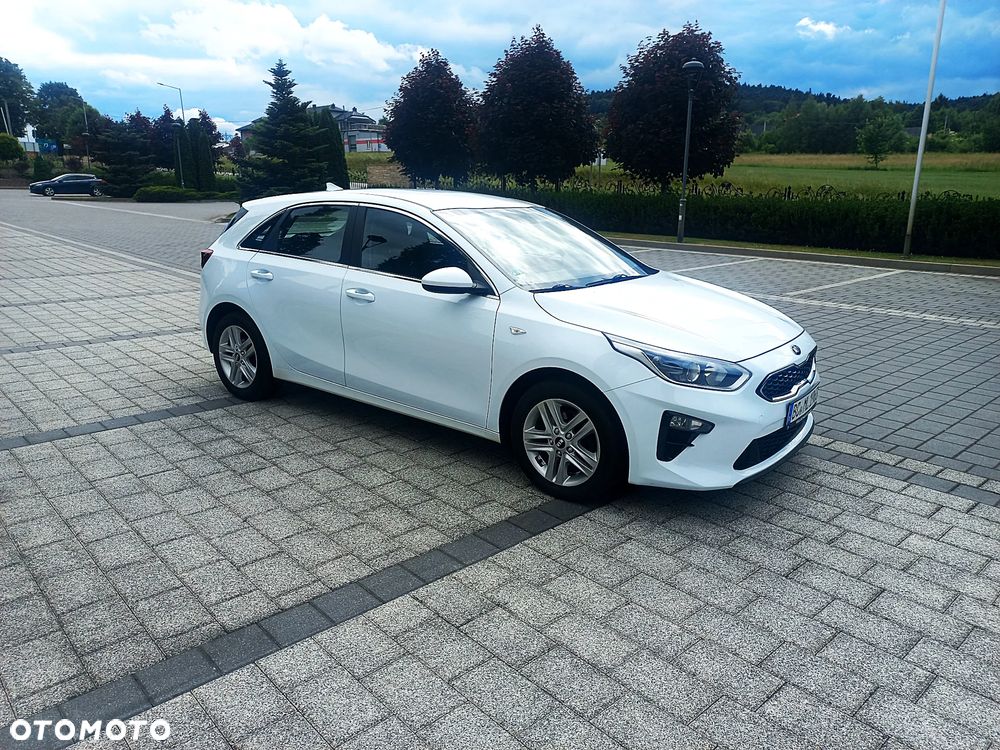 Kia Ceed 1.6 CRDi DCT Vision - 10