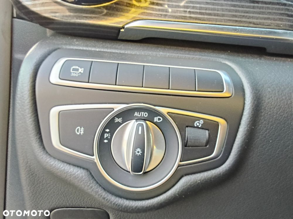 Mercedes-Benz Klasa V 250 d Avantgarde 9G-Tronic (ekstra d³) - 21