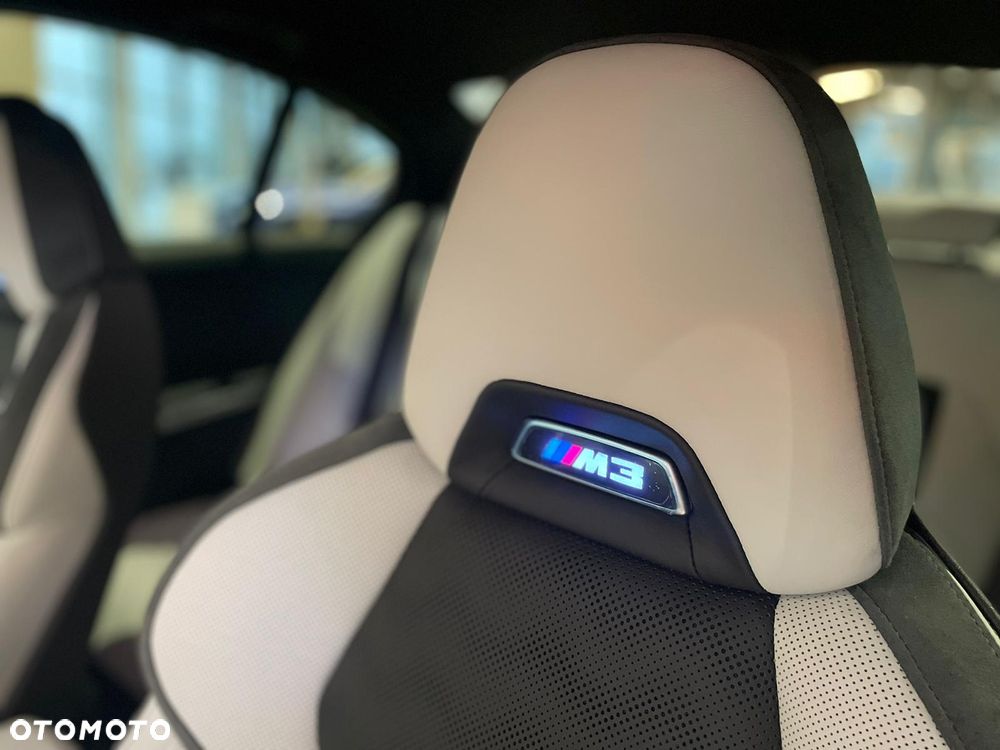 BMW M3 Competition M xDrive - 16