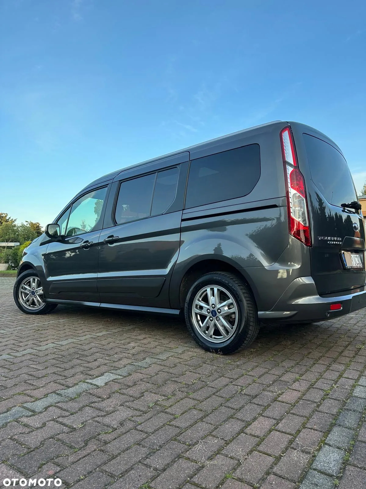 Ford Tourneo Connect Gr 1.5 EcoBlue Titanium - 13
