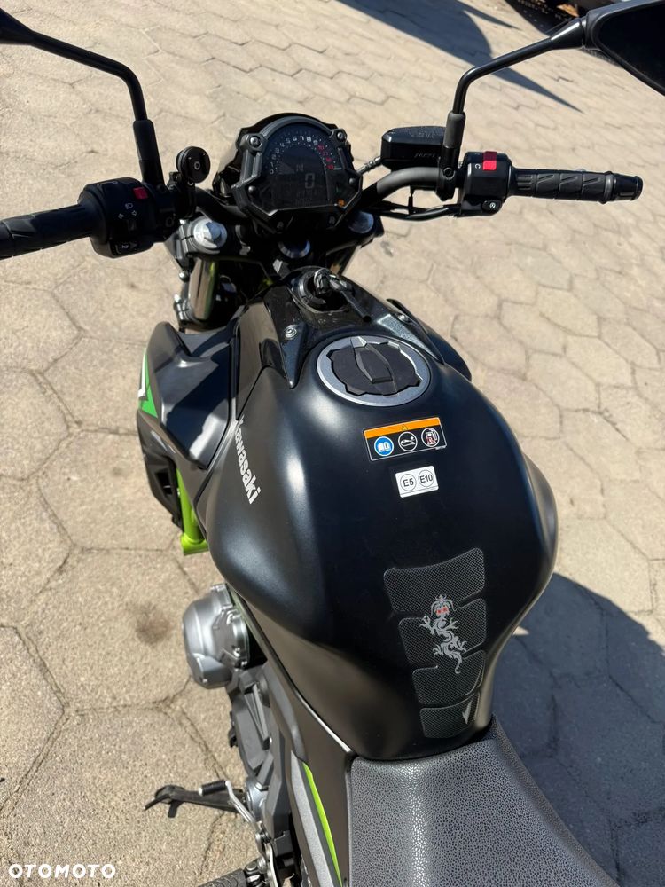 Kawasaki Z 650 - 10