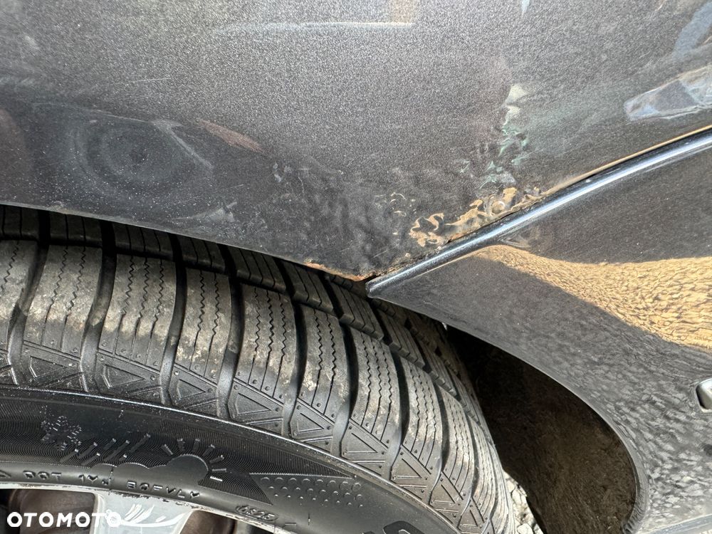 Volkswagen Passat 2.0 TDI Highline - 28