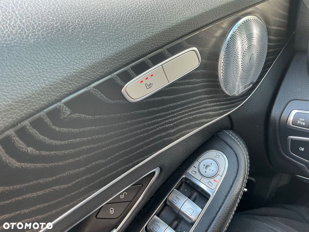 Mercedes-Benz Klasa C 350 e 7G-TRONIC AMG Line - 32
