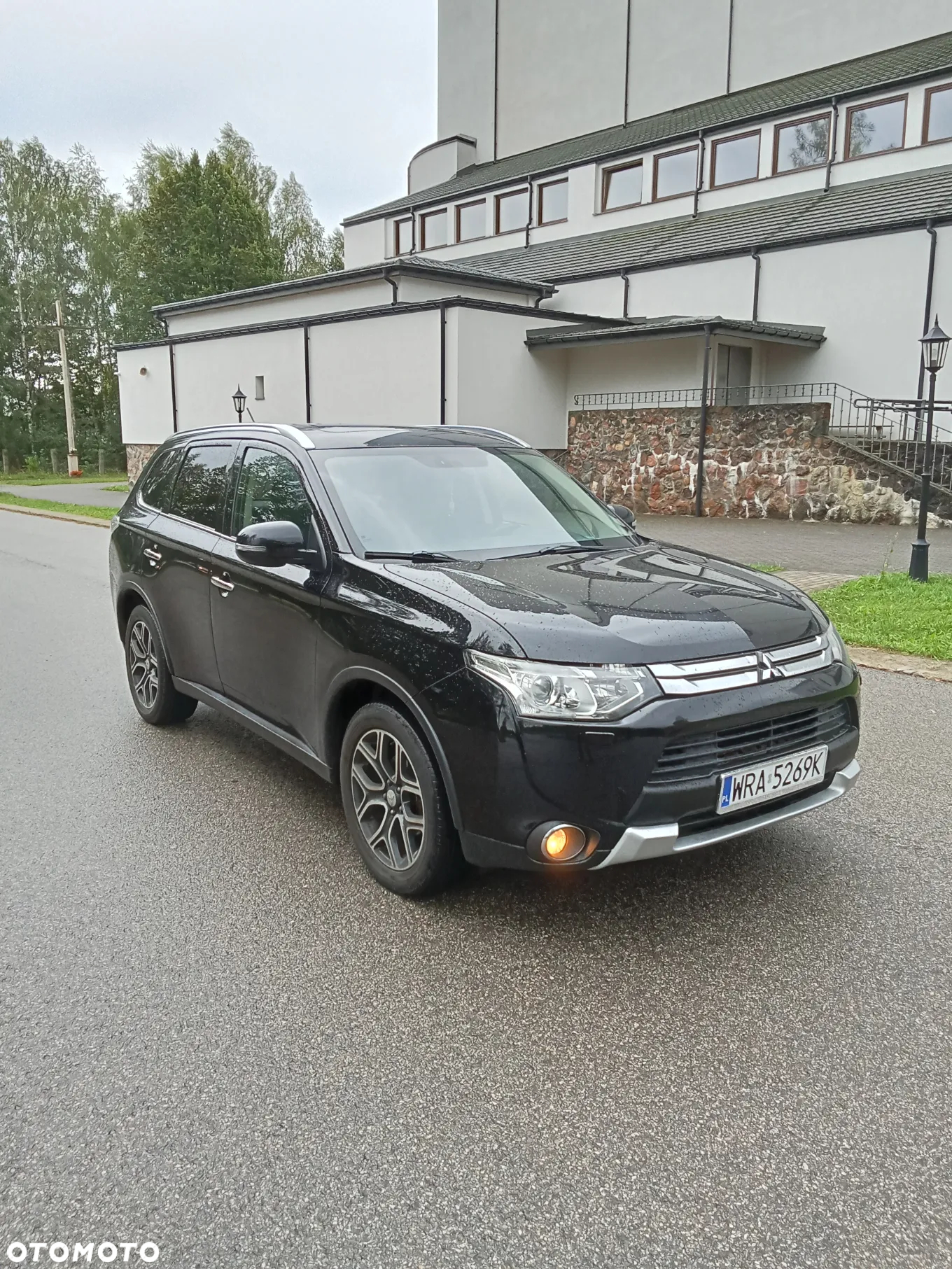 Mitsubishi Outlander 2.2 DI-D 4WD Intense - 2