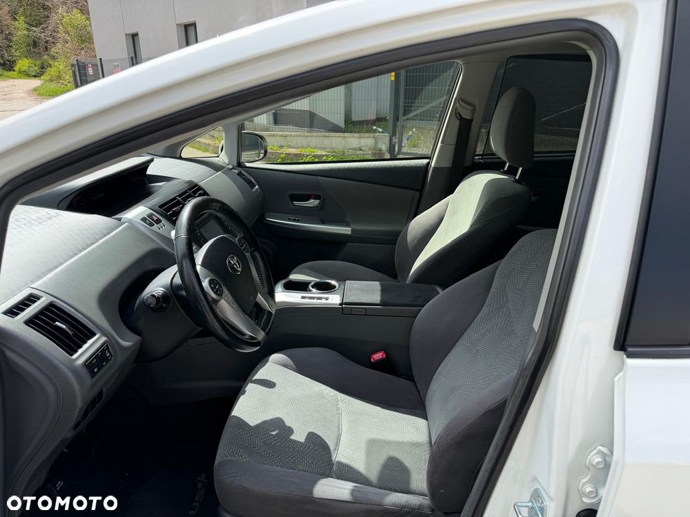 Toyota Prius+ (Hybrid) Executive - 12