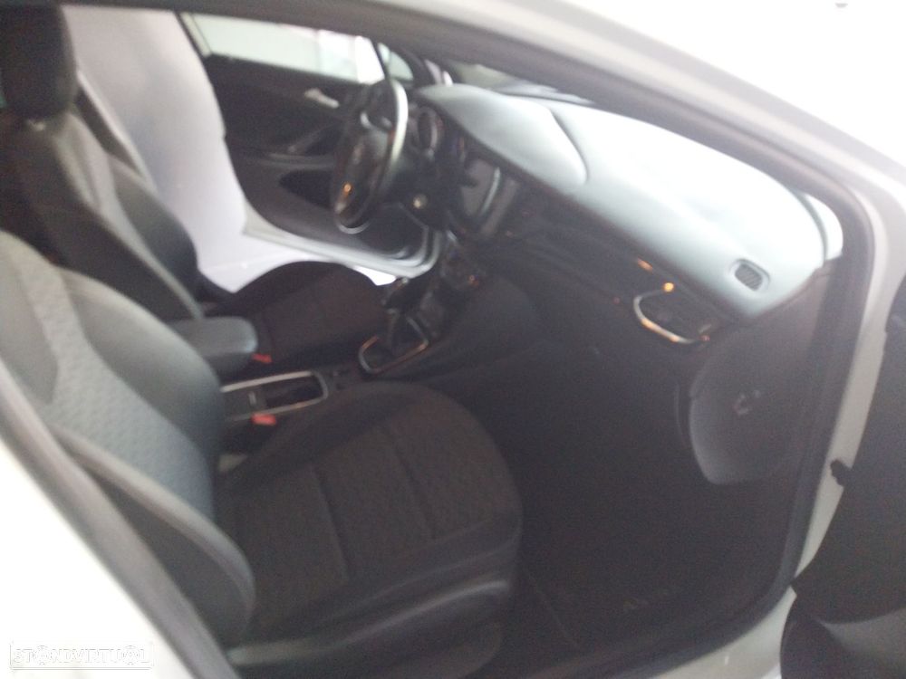 Opel Astra Sports Tourer 1.6 CDTI Dynamic S/S - 8