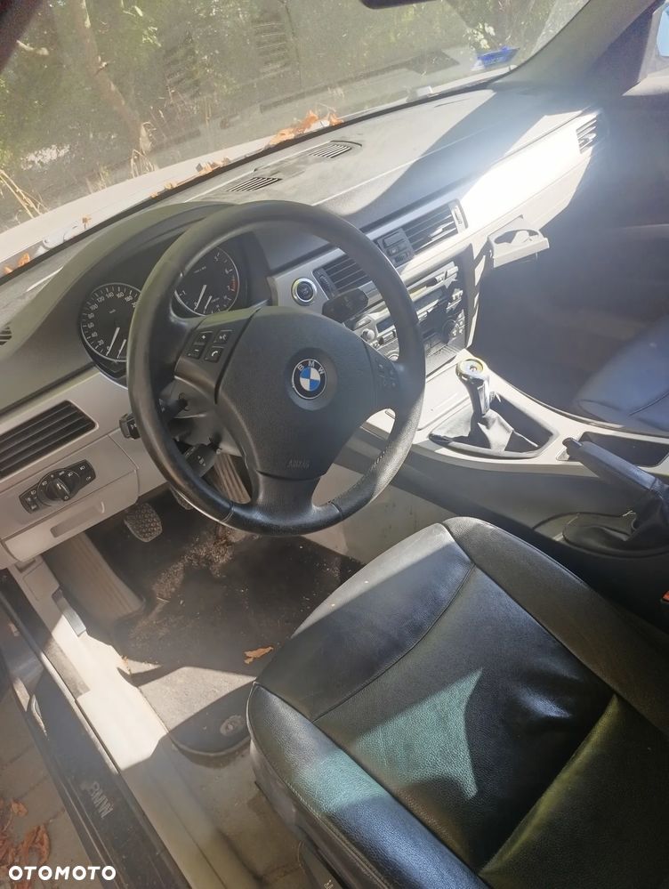 BMW Seria 3 - 8