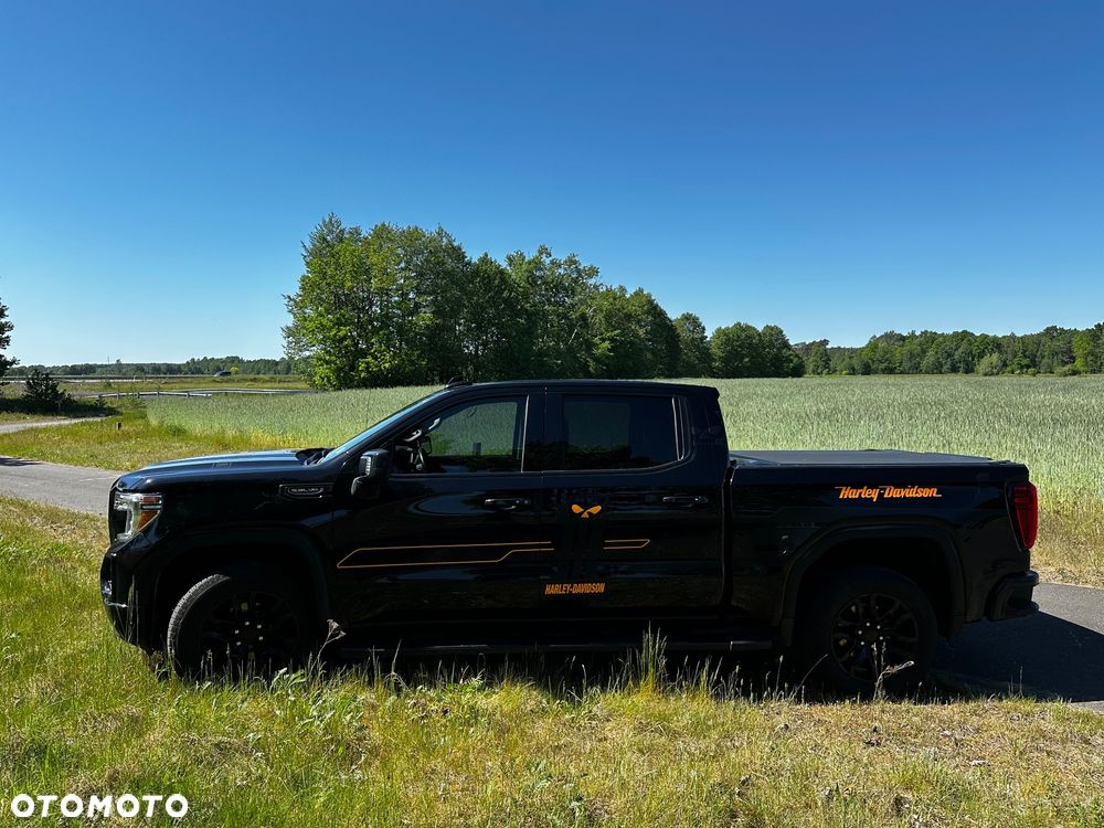 GMC Sierra - 38