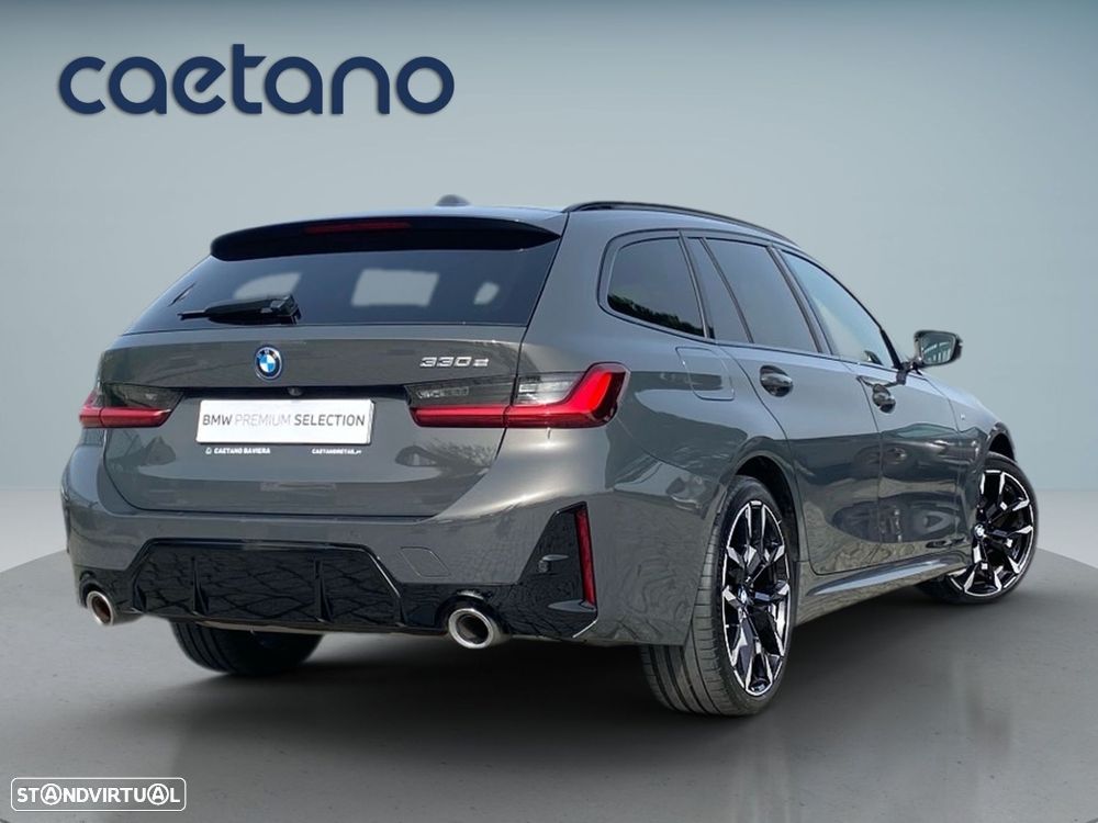 BMW 330 e Pack Desportivo M Auto - 2