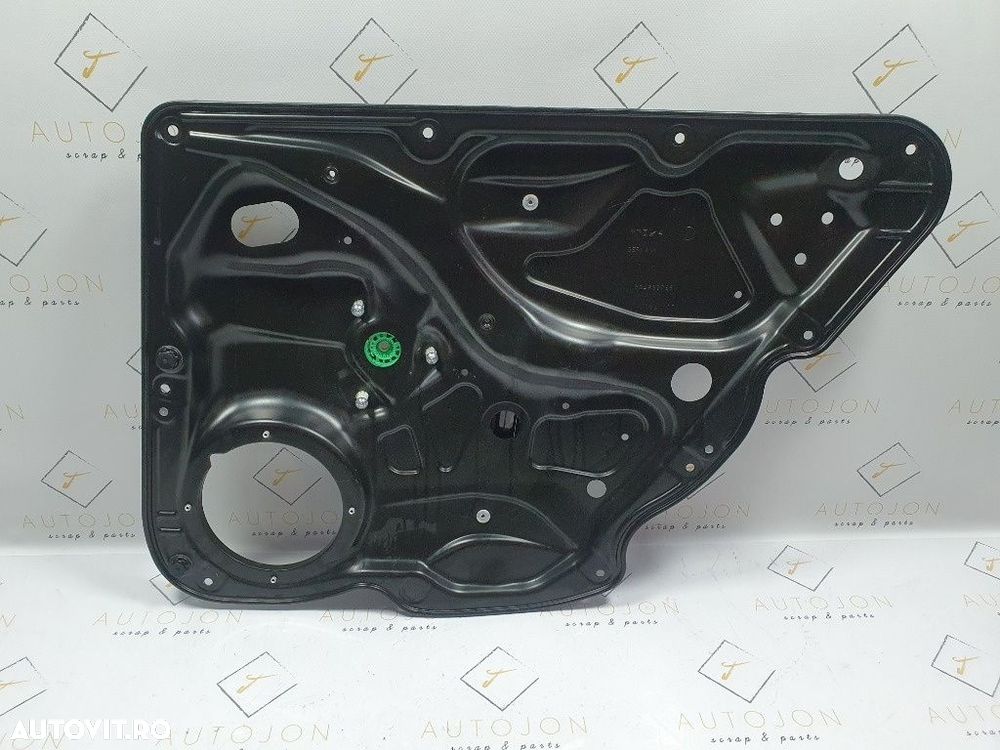 Macara geam dreapta spate VOLKSWAGEN PASSAT Variant 3C5 2005 - 20112.0 TDI BMP 3C4839756H