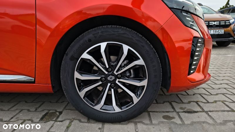 Renault Clio - 25