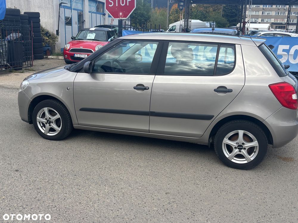 Skoda Fabia 1.2 12V Active - 17