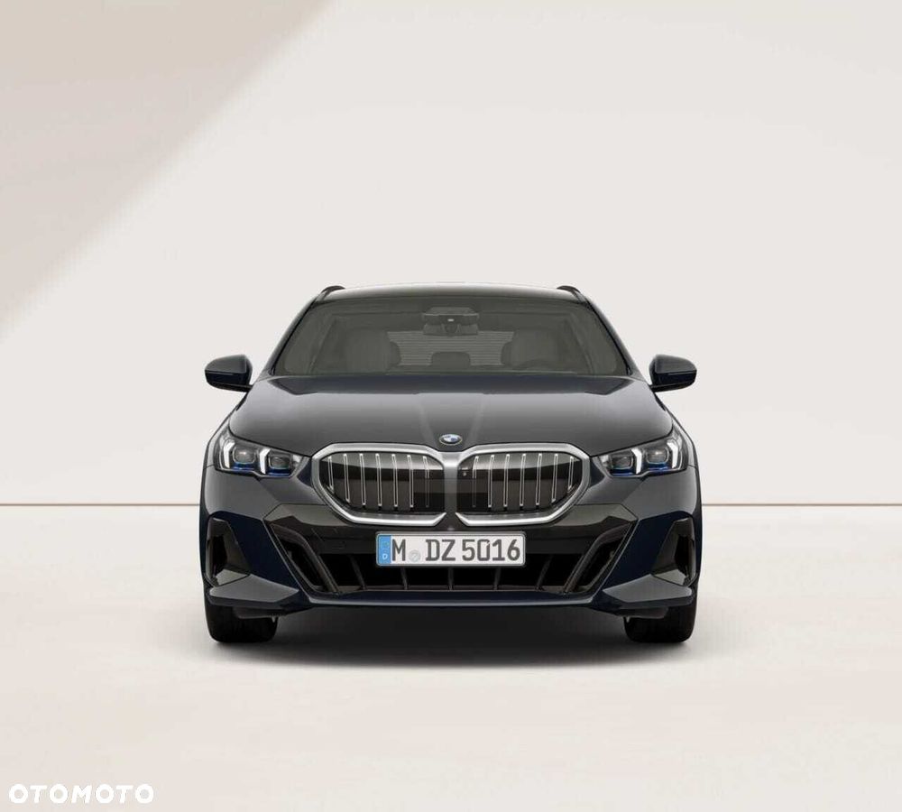 BMW Seria 5 520d xDrive mHEV M Sport - 8