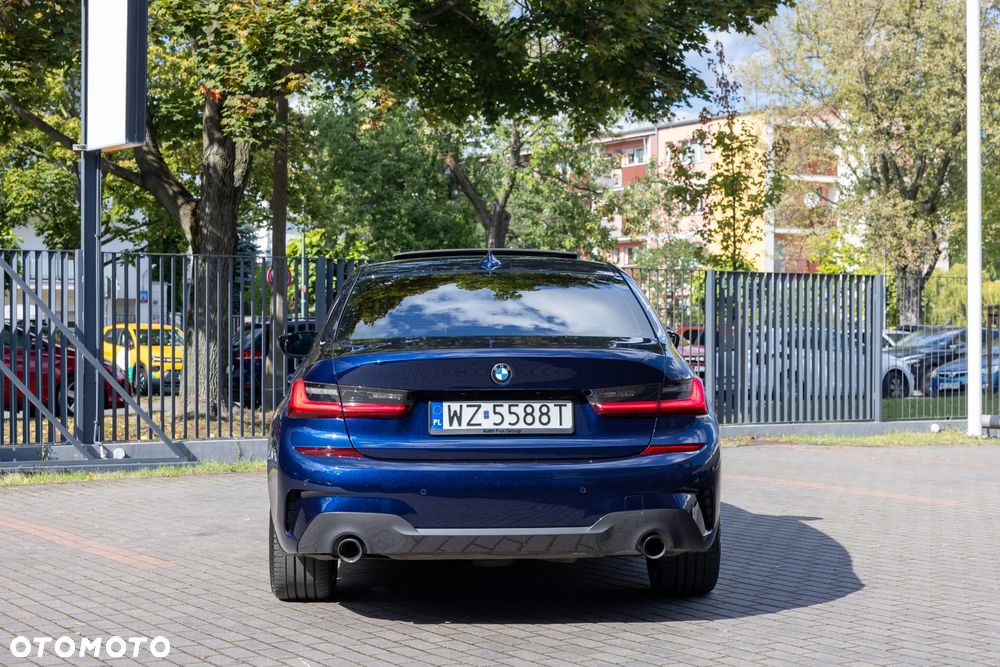 BMW Seria 3 330e M Sport sport - 4