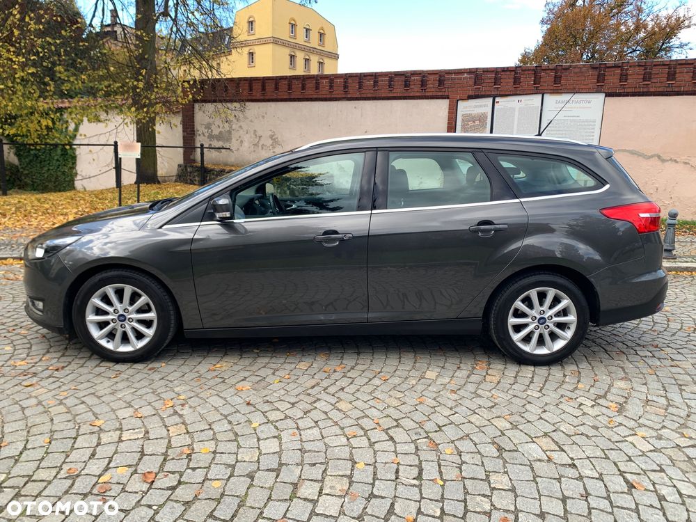 Ford Focus 2.0 TDCi Titanium ASS - 3
