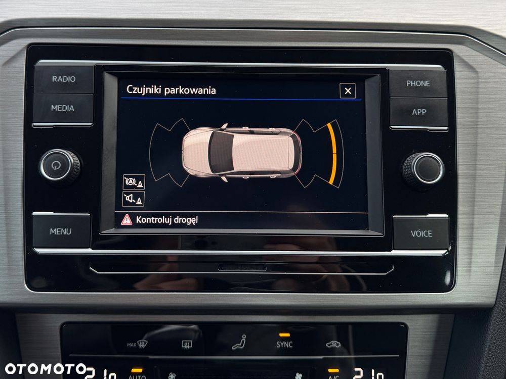Volkswagen Passat 2.0 TDI EVO Essence - 24