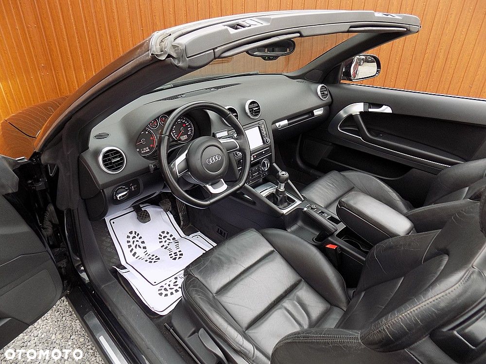 Audi A3 Cabrio 2.0 TDI DPF Attraction - 11