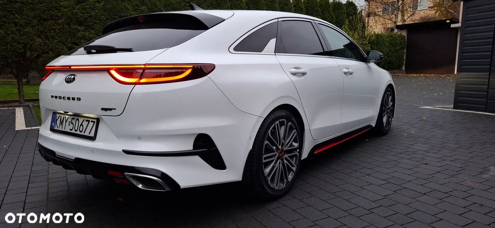 Kia ProCeed 1.6 T-GDI GT DCT - 15