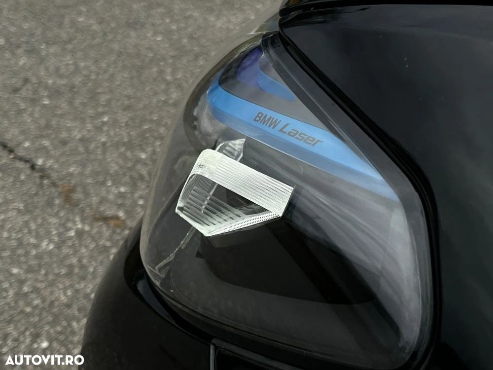 BMW Seria 5 520d xDrive AT MHEV - 37