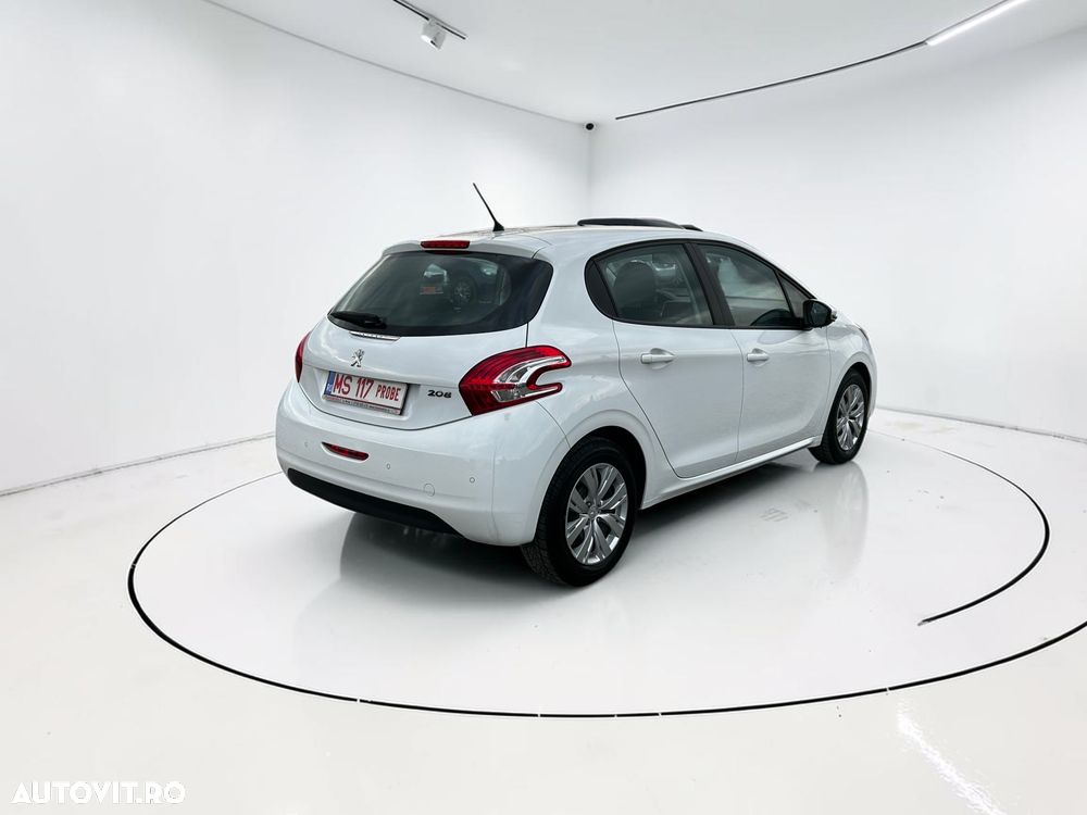 Peugeot 208 95 VTI Allure - 3