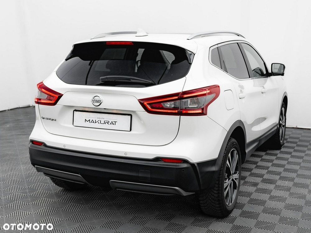 Nissan Qashqai 1.3 DIG-T N-Connecta DCT - 6