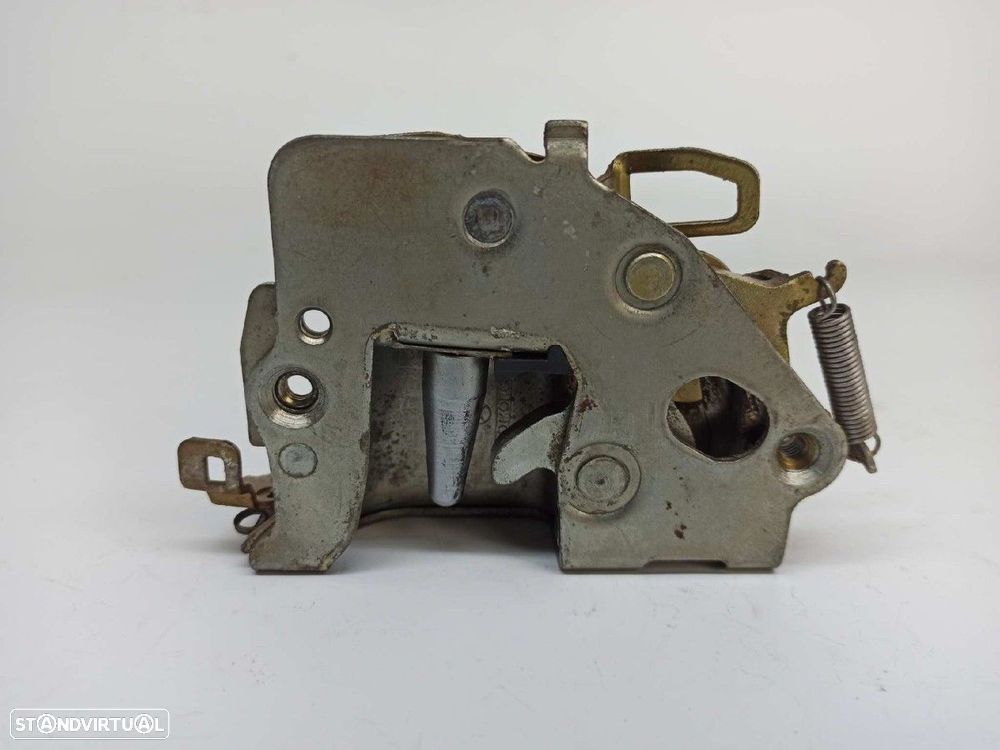 FECHADURA PORTA TRASEIRA DIREITA MERCEDES CLASE E (W123) BERLINA+COUPE D 300 - 4