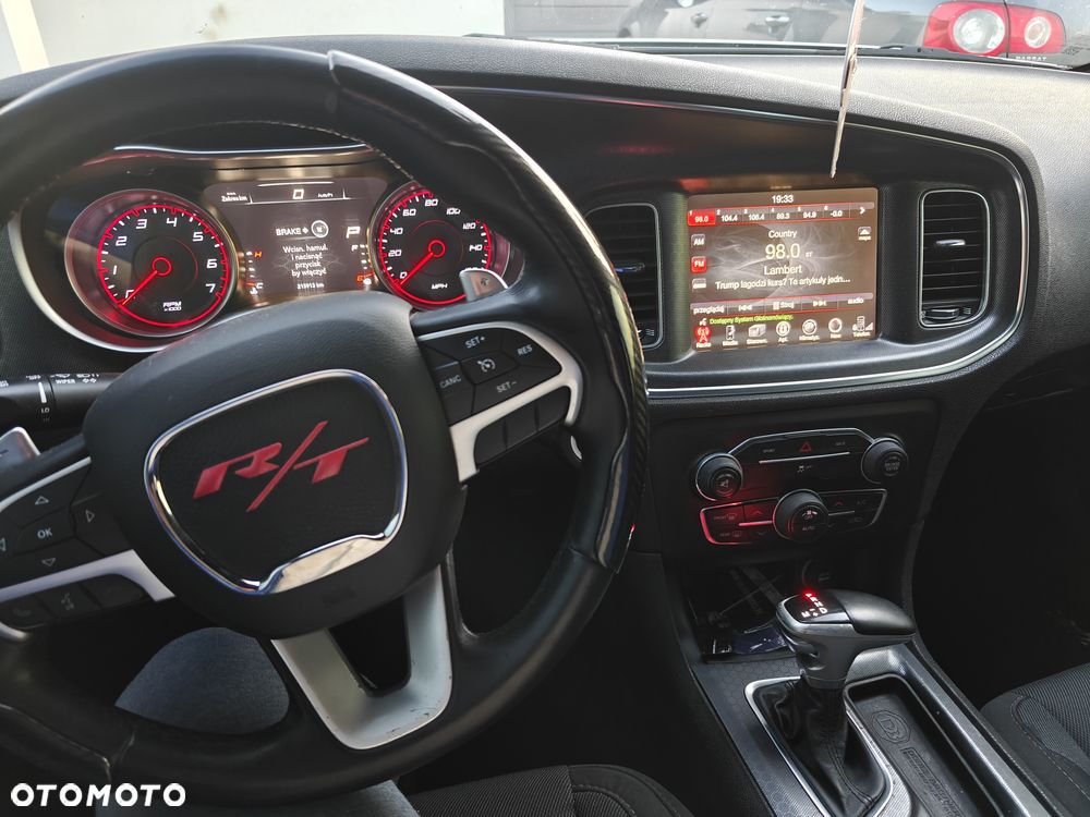 Dodge Charger 5.7 R/T - 10