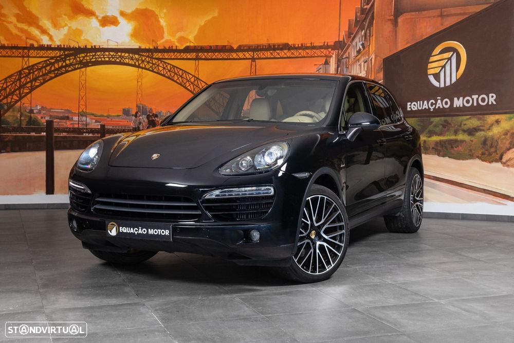 Porsche Cayenne - 1