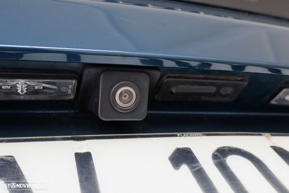 Peugeot 3008 1.6 Hybrid Allure e-EAT8 - 11