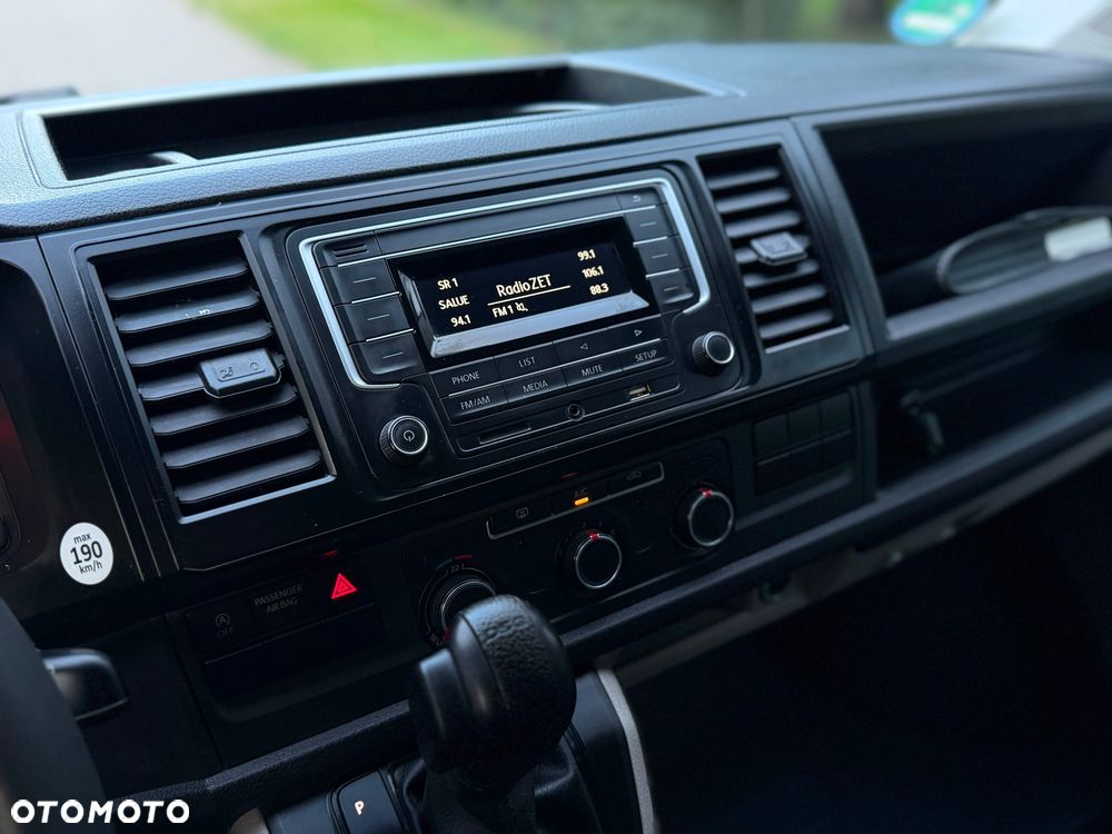 Volkswagen Transporter - 12