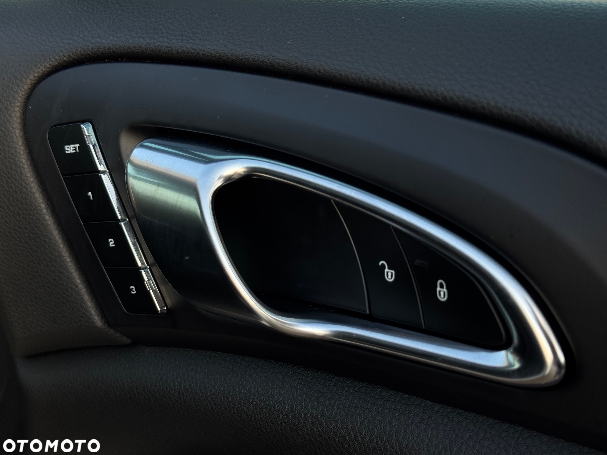 Porsche Cayenne S E-Hybrid Tiptronic S - 27