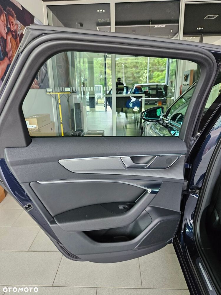 Audi A6 Avant - 32