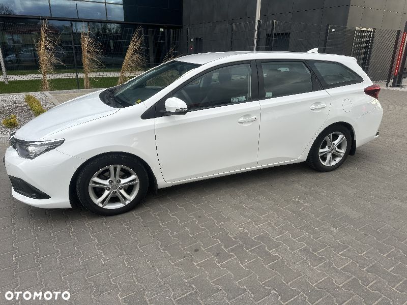 Toyota Auris 1.4 D-4D Comfort - 5